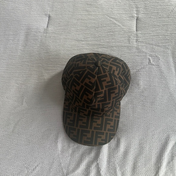 -SOLD-Authentic -FENDI- ZUCCA FF Logo Baseball Cap - Picture 8 of 11